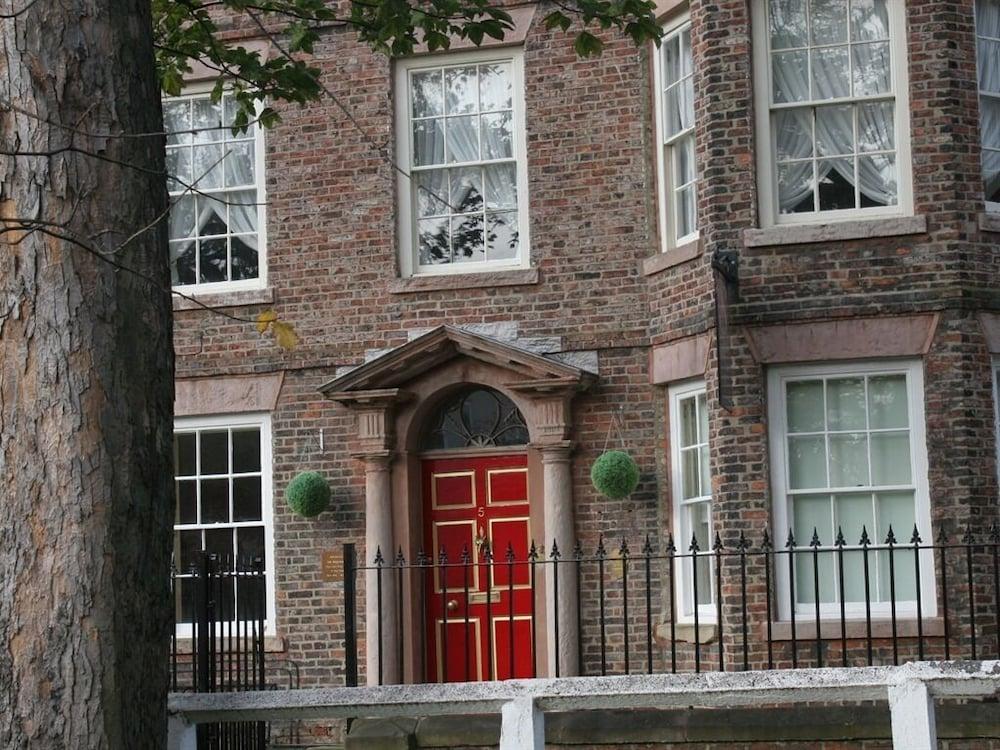 Sir William Fox Town House Hotel South Shields Extérieur photo